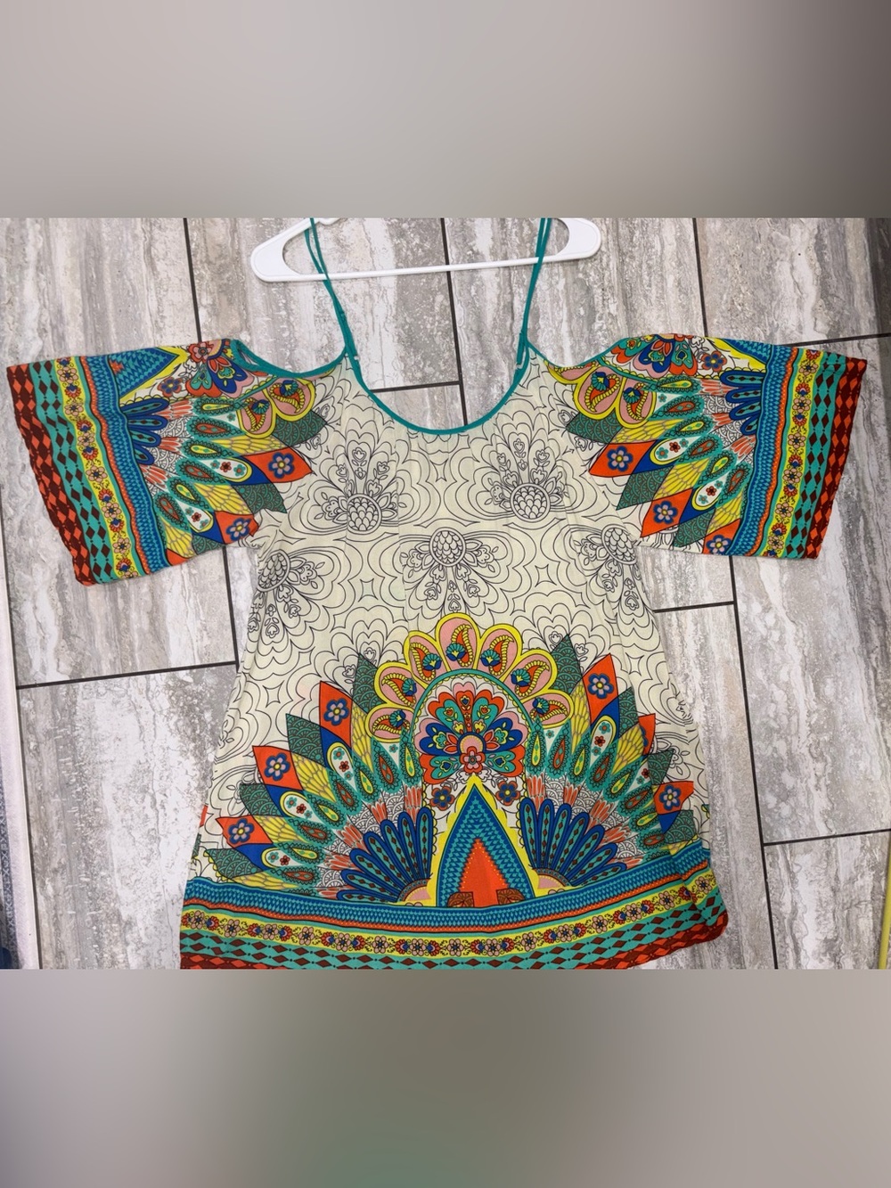 Flying Tomato Sz LARGE Cream Multicolor Cold-Shoulder Tunic Minidress EUC